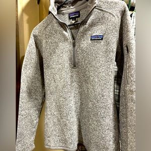 Patagonia Youth Size Medium 1/4 zip